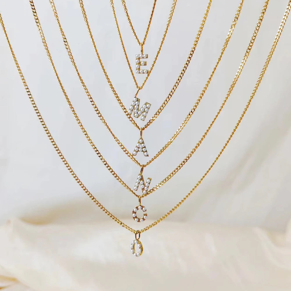 Initial Essence Pearl Kette