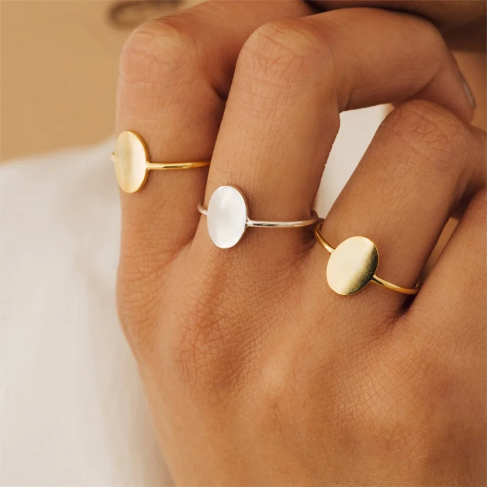 Oval Dainty Ring - Fascina