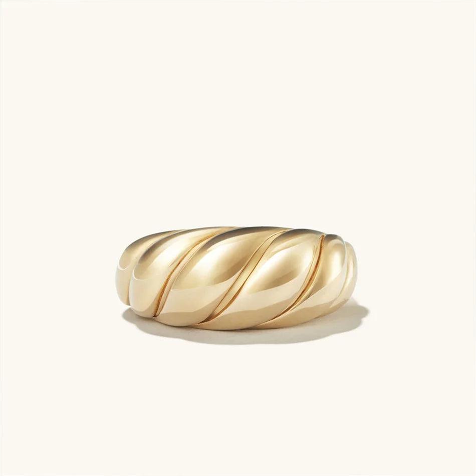 Croissant Ring - Fascina