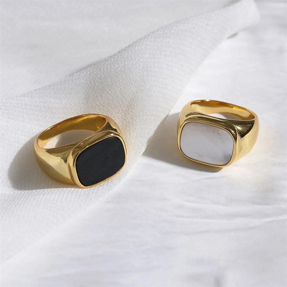 Chunky Square Ring - Fascina