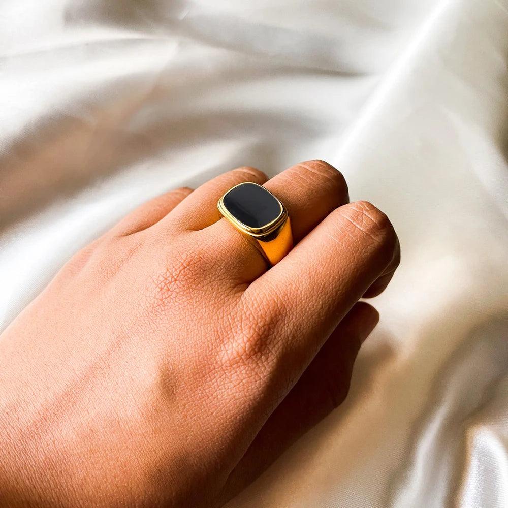 Chunky Square Ring - Fascina