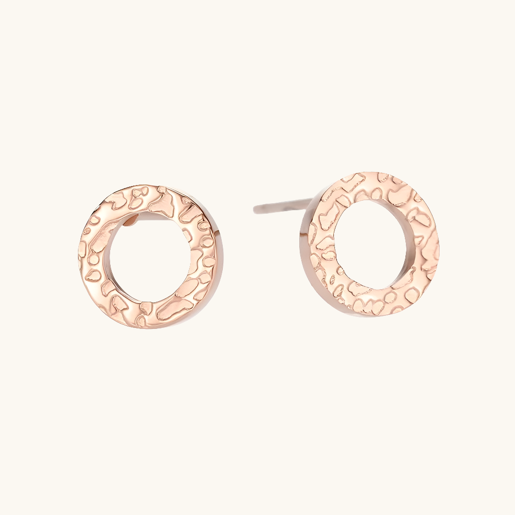 Structured Circle Stud Ohrringe - Fascina