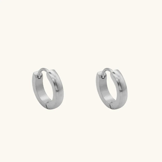 Classic Huggie Creolen Ohrringe Silber / 3 mm – Fascina