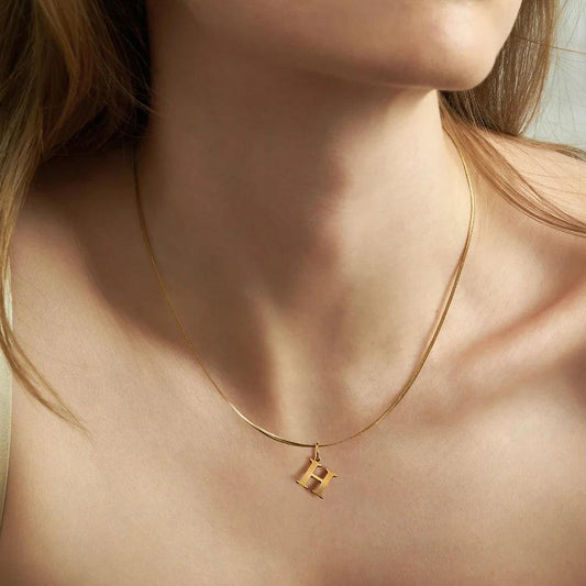 Initial Flat Snake Kette - Fascina