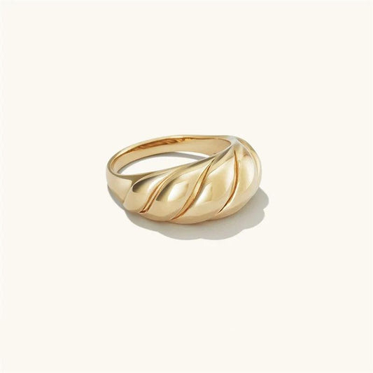 Croissant Ring - Fascina